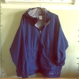 Navy blue Patagonia half zip pullover jacket